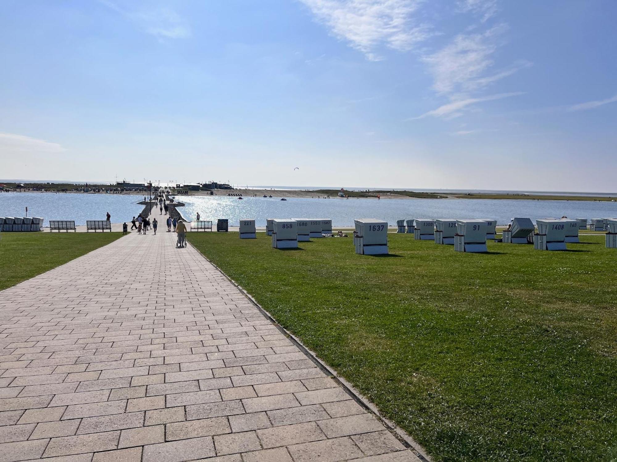 Neu - Frisch Renoviertes Ferienapartment "Waterkant" Büsum Εξωτερικό φωτογραφία